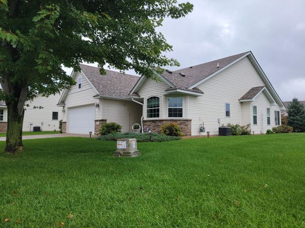 366 25th Lane SE, Cambridge, MN 55008