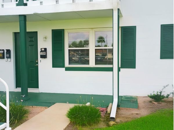 1800 S Palmetto Avenue, Unit 109, Daytona Beach, FL 32119