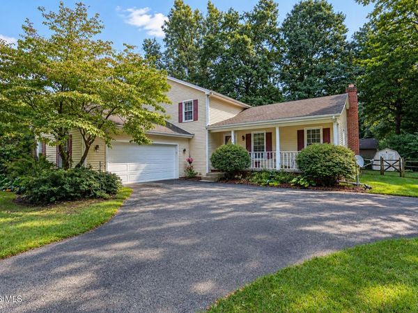 1854 Willowhill Lane, Toledo, OH 43615