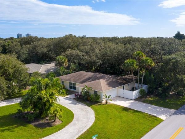 306 Conn Way, Vero Beach, FL 32963