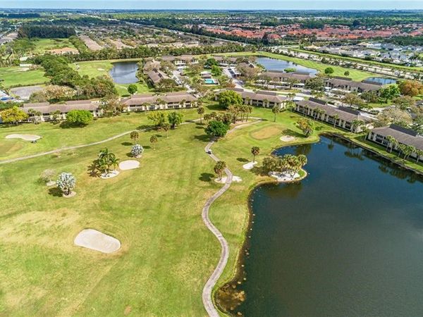 12 Plantation Drive , Unit 104, Vero Beach, FL 32966
