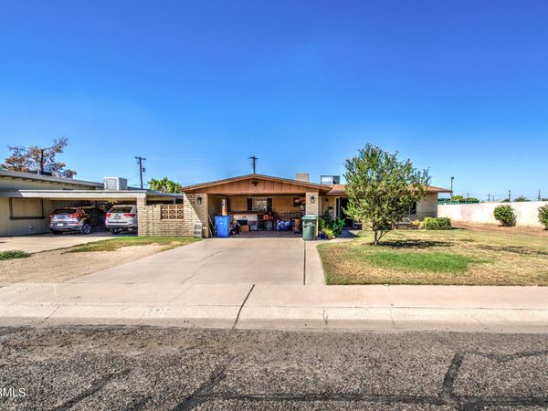 4738 N 40TH Drive, Phoenix, AZ 85019
