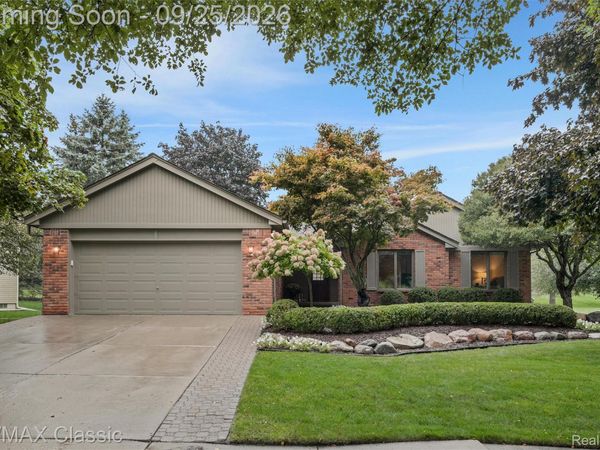 25511 Buckminster Drive, Novi, Mi 48375
