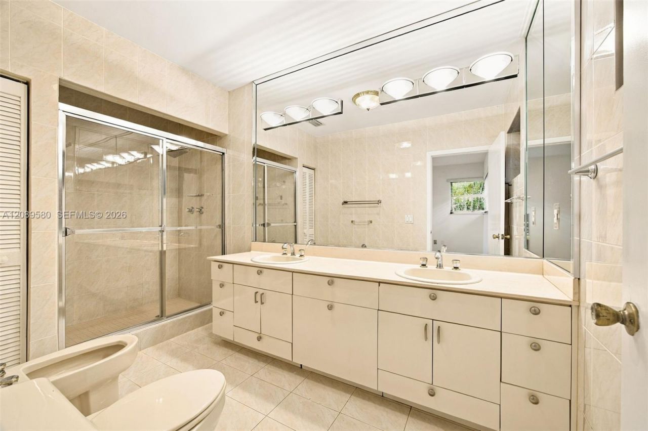 1325 Blue Rd, Coral Gables, FL 33146 Photo