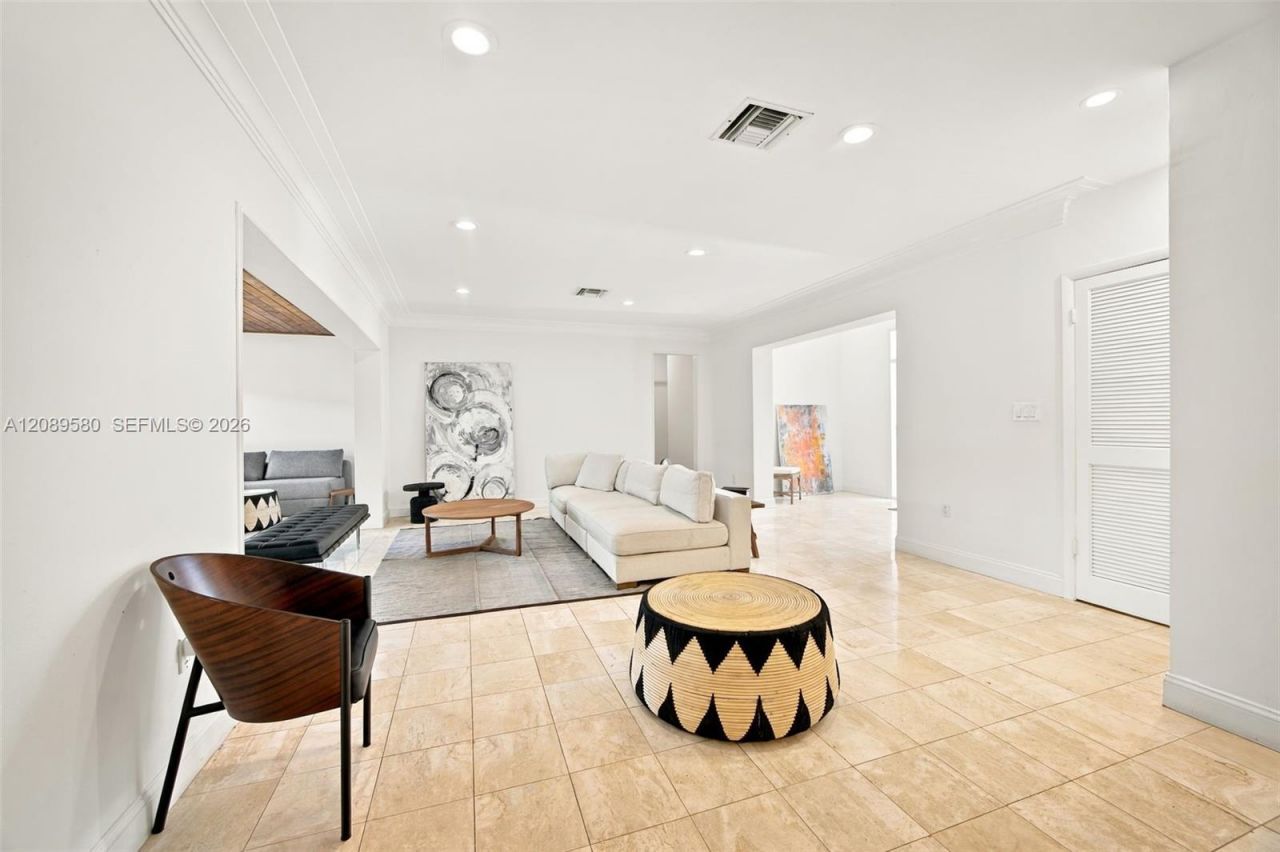 1325 Blue Rd, Coral Gables, FL 33146 Photo