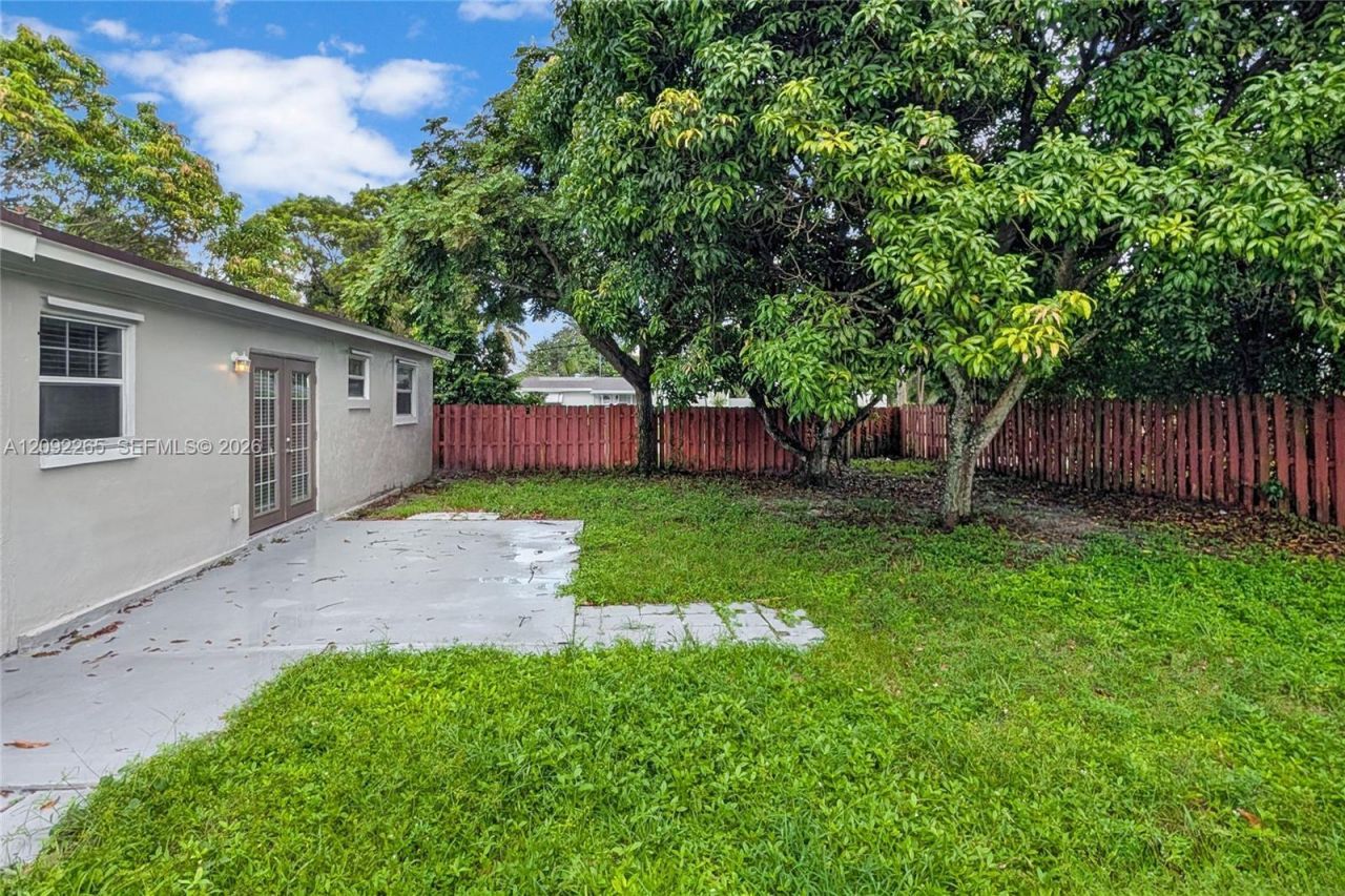 5500 SW 7th St , Margate, FL 33068 Photo