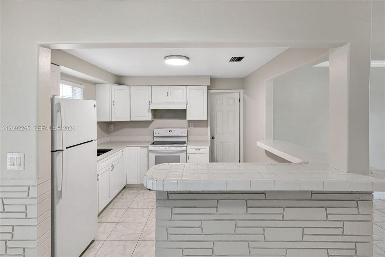 5500 SW 7th St , Margate, FL 33068 Photo