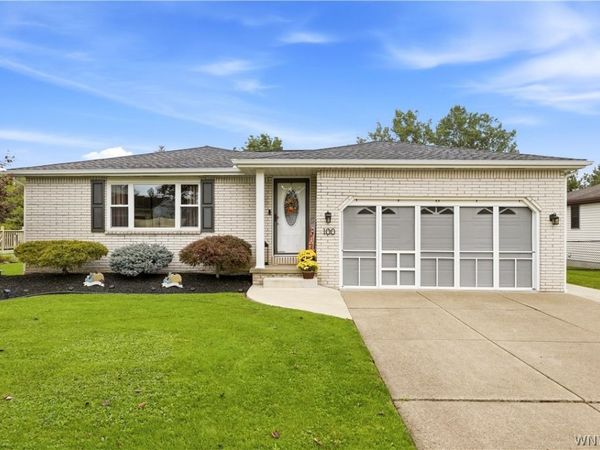 100 Baywood Drive , Cheektowaga, NY 14227