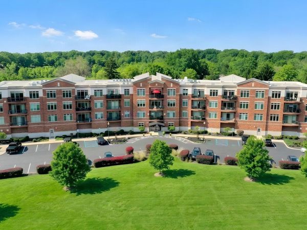 20971 Shoreline Court , Unit 215, Noblesville, IN 46062