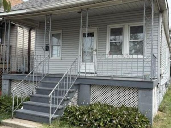 2429 Schrage Avenue , Whiting, IN 46394