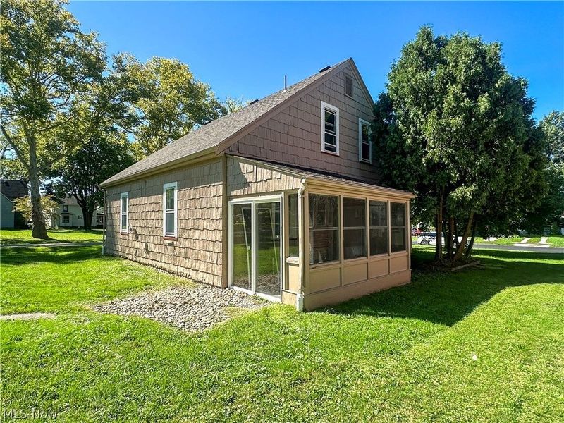 503 Washington Avenue, Niles, OH 44446 Photo 5