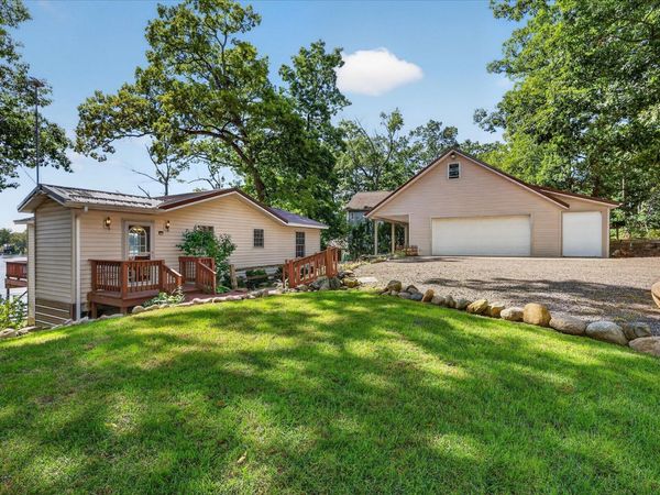 11915 Lakeway Street, Plainwell, MI 49080