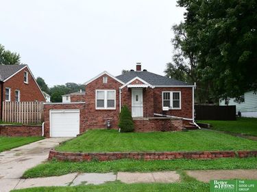 3729 N 56th Street, Omaha, NE 68104