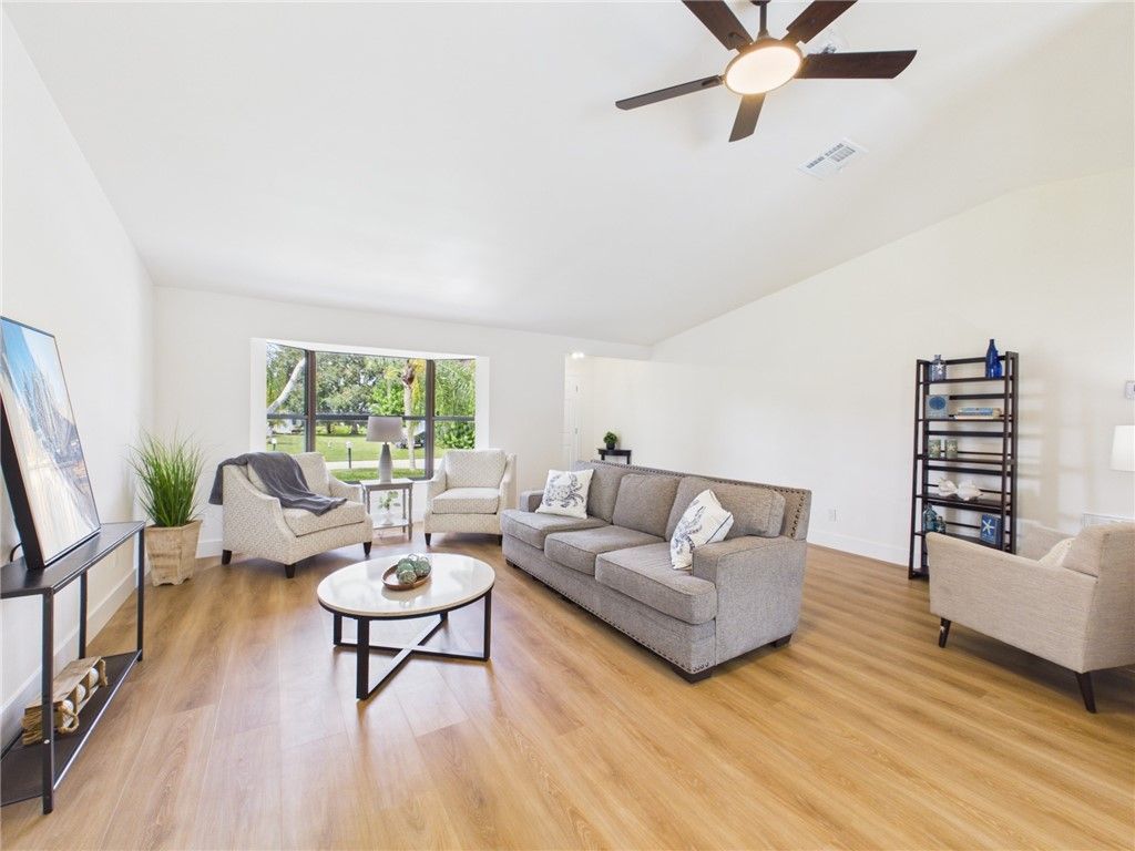 397 Warren Street , Sebastian, FL 32958 Photo