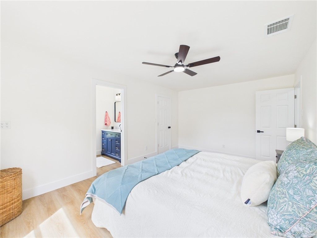 397 Warren Street , Sebastian, FL 32958 Photo