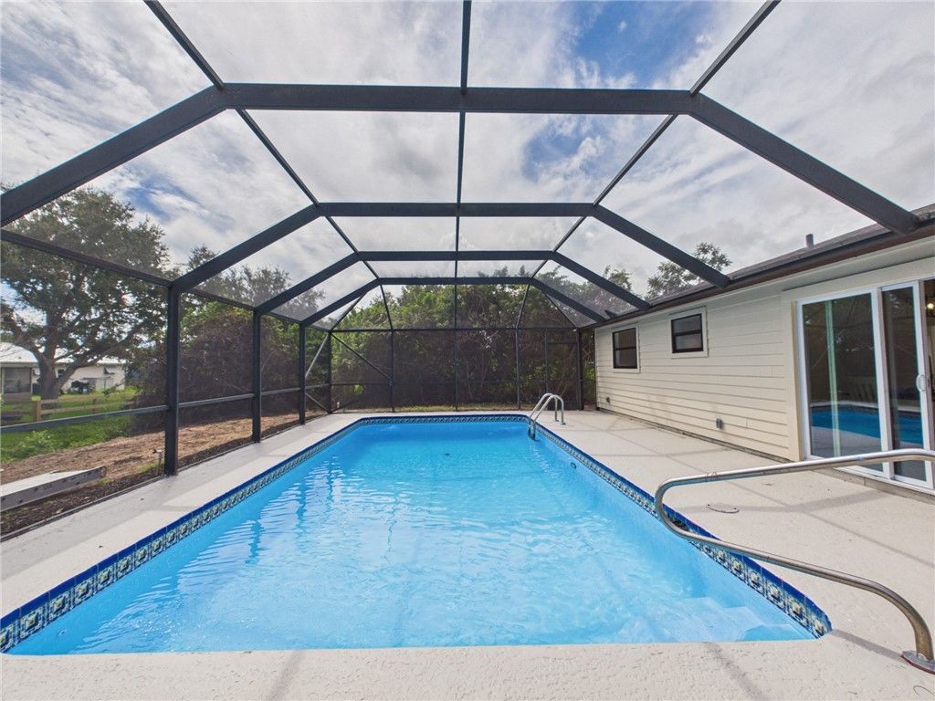 397 Warren Street , Sebastian, FL 32958 Photo