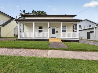 16 Park Avenue, Brockport, NY 14420