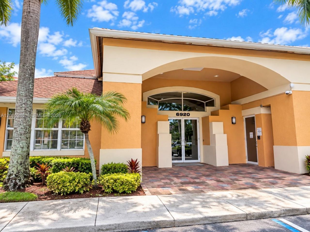 6976 SW 39th St, Unit G205, Davie, FL 33314 Photo
