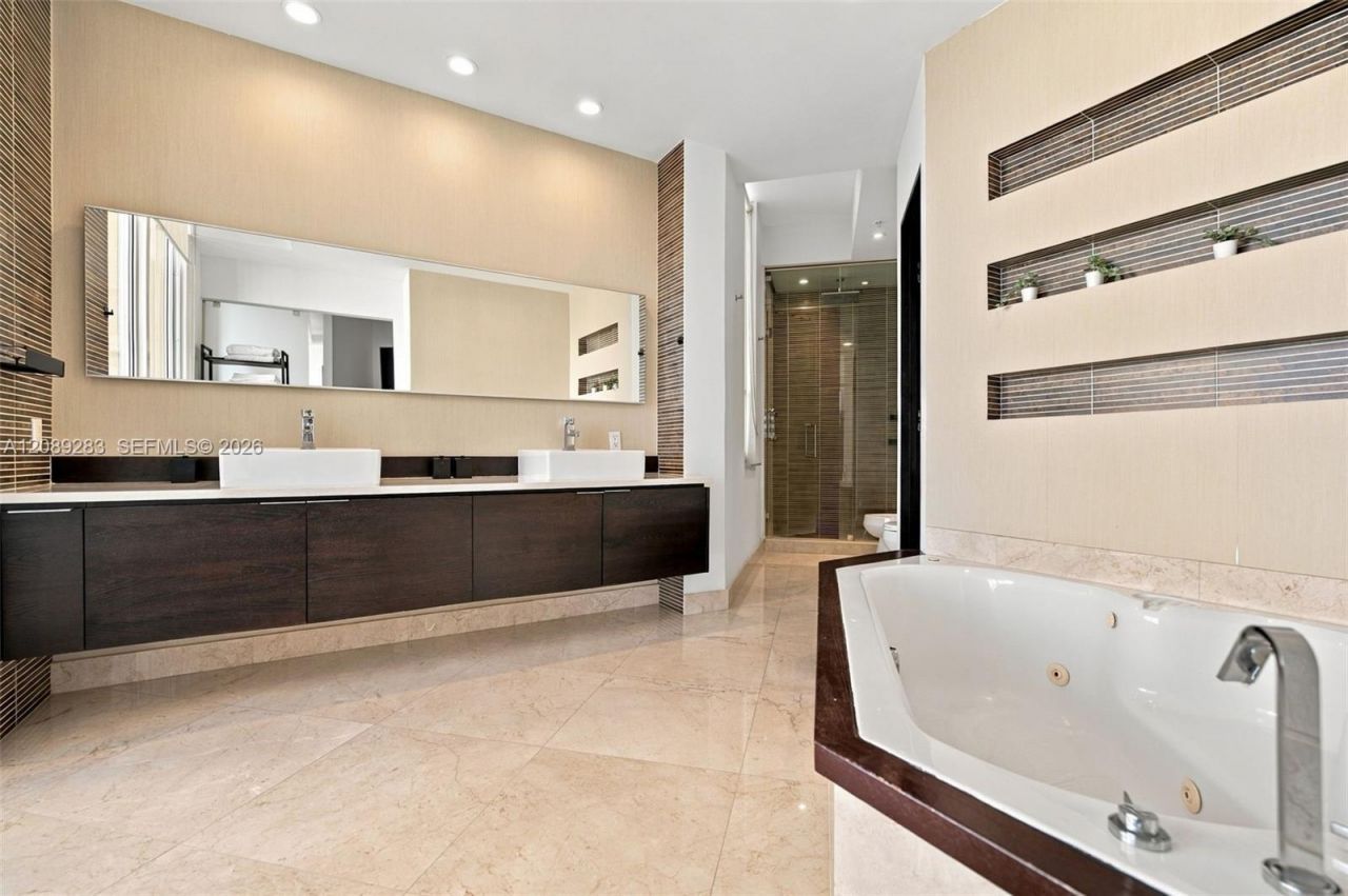888 Brickell Key Dr , Unit 2912, Miami, FL 33131 Photo