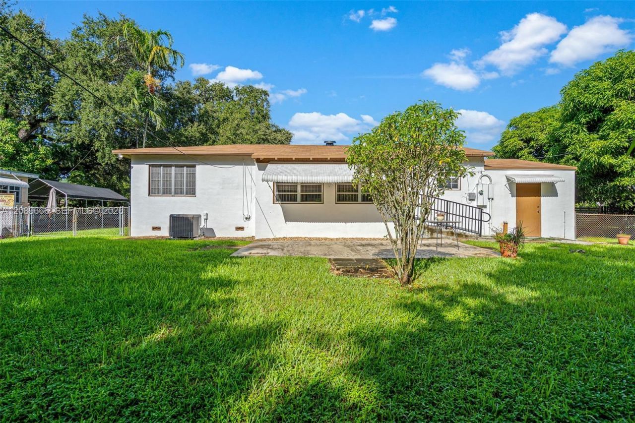 13145 NW 1st Ave, Miami, FL 33168 Photo