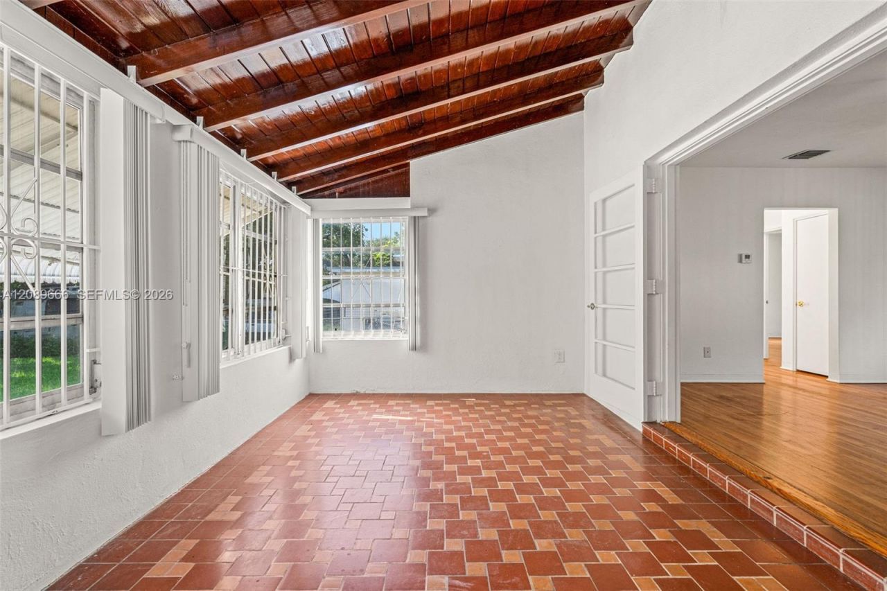 13145 NW 1st Ave, Miami, FL 33168 Photo
