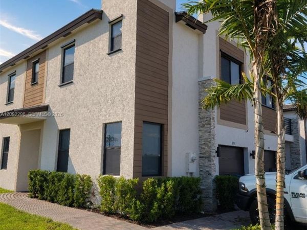 796 NE 208th Ter , Unit 796, Miami Gardens, FL 33179