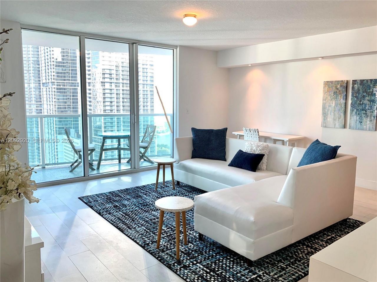 31 SE 5th St , Unit 2806, Miami, FL 33131 Photo