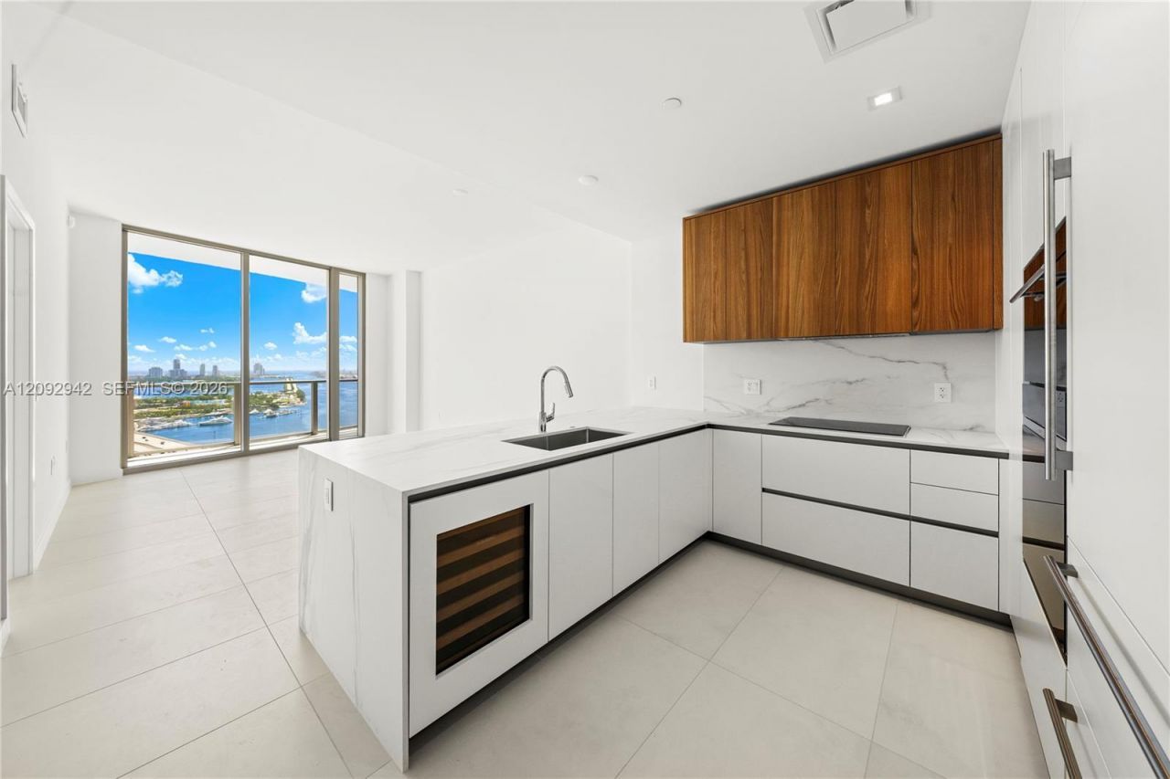 1400 Biscayne Boulevard, Unit 3005, Miami, FL 33132 Photo