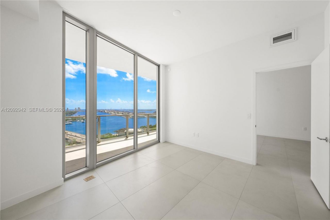 1400 Biscayne Boulevard, Unit 3005, Miami, FL 33132 Photo