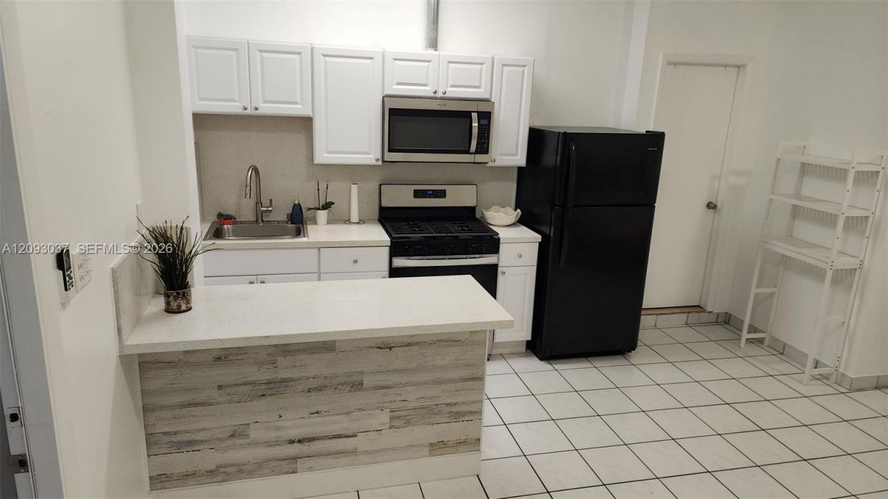1921 SW 83rd Ave, Unit 1, Miami, FL 33155 Photo