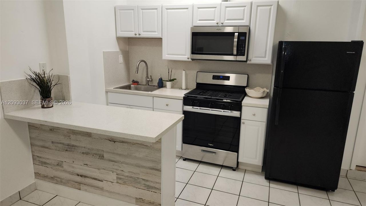 1921 SW 83rd Ave, Unit 1, Miami, FL 33155 Photo