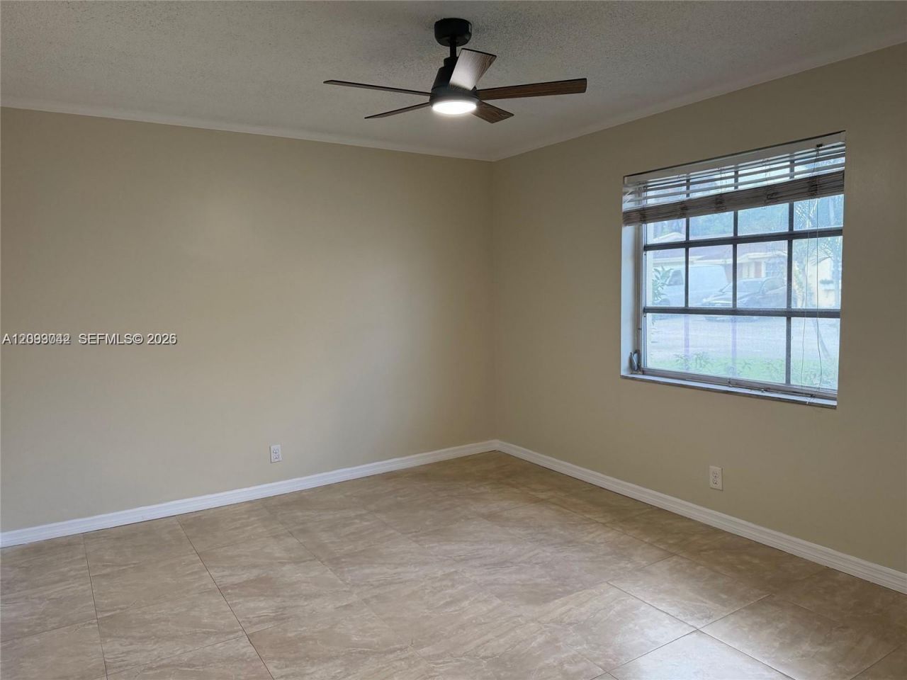 3024-1/2 NW 69th Ct, Unit 3D, Fort Lauderdale, FL 33309 Photo