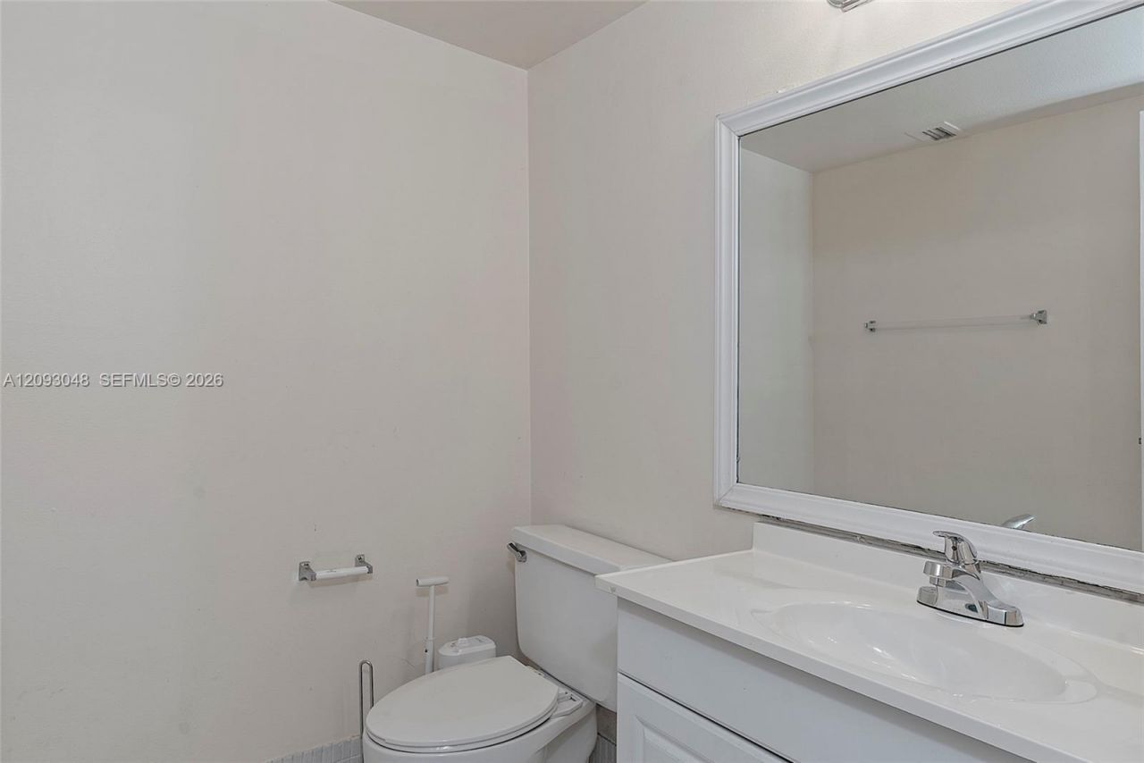 6001 N Falls Cir Dr , Unit 309, Lauderhill, FL 33319 Photo