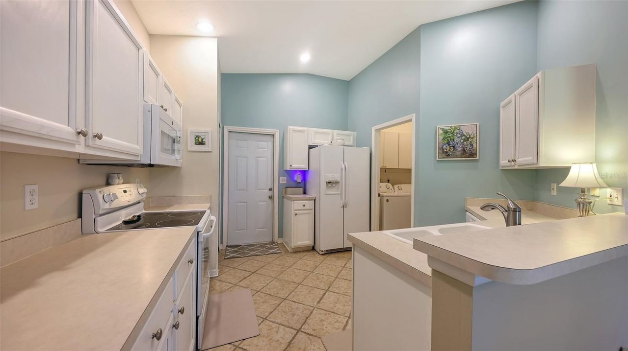 4933 Thames Lane, Sarasota, FL 34238 Photo