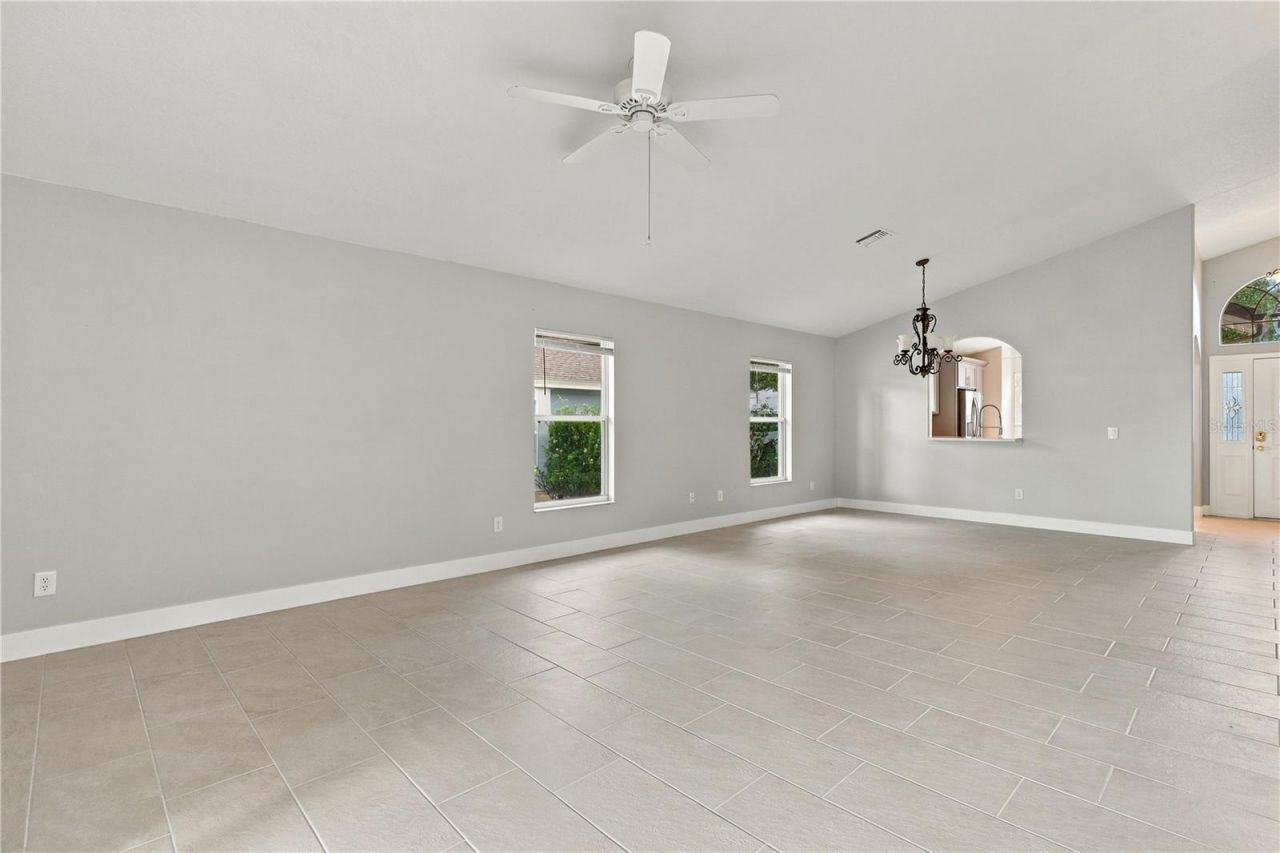 941 Vindale Road, Tavares, FL 32778 Photo