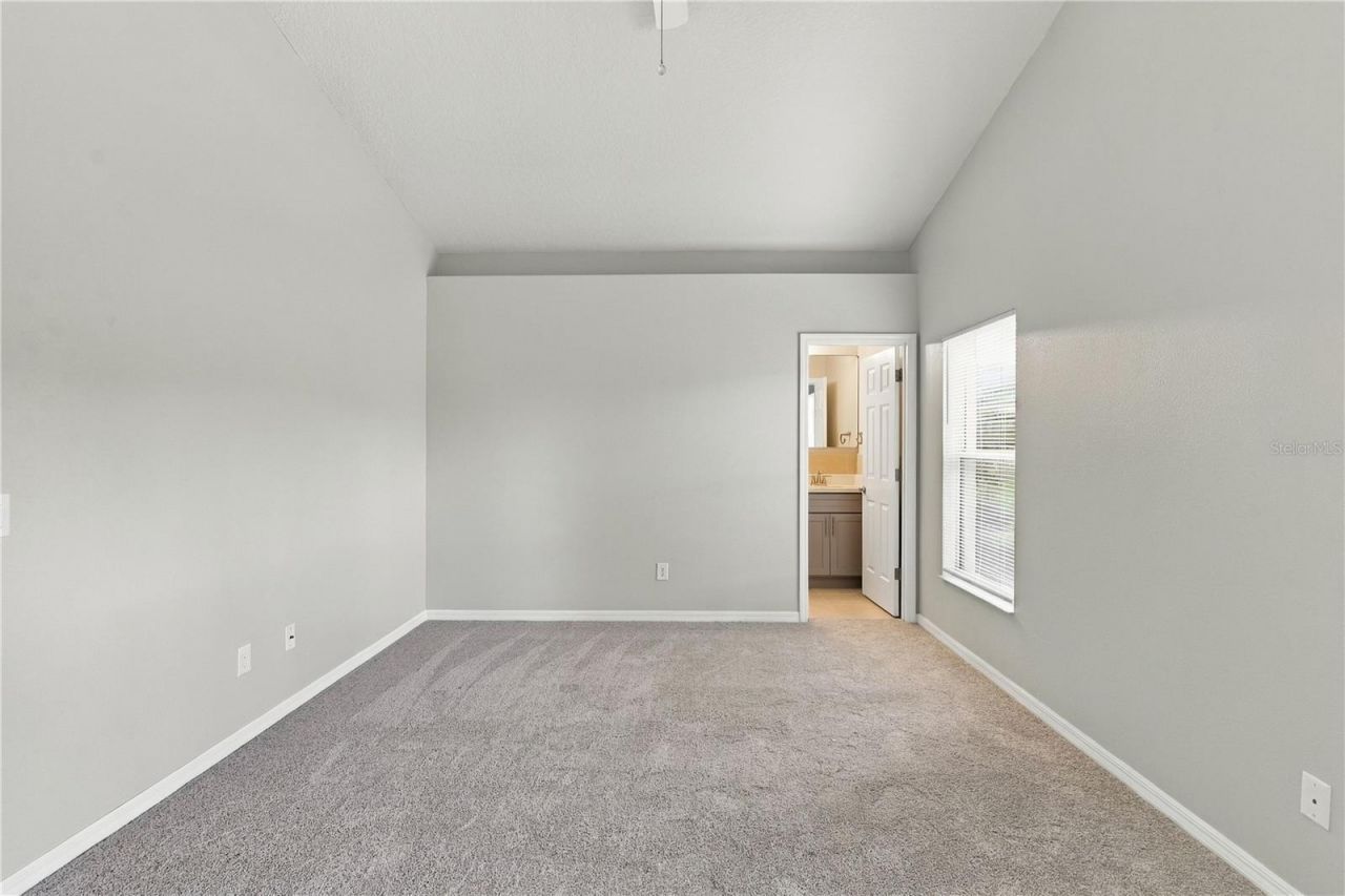 941 Vindale Road, Tavares, FL 32778 Photo