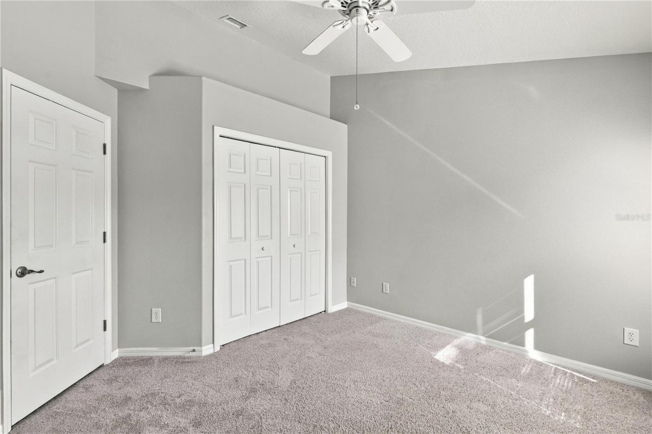 941 Vindale Road, Tavares, FL 32778 Photo
