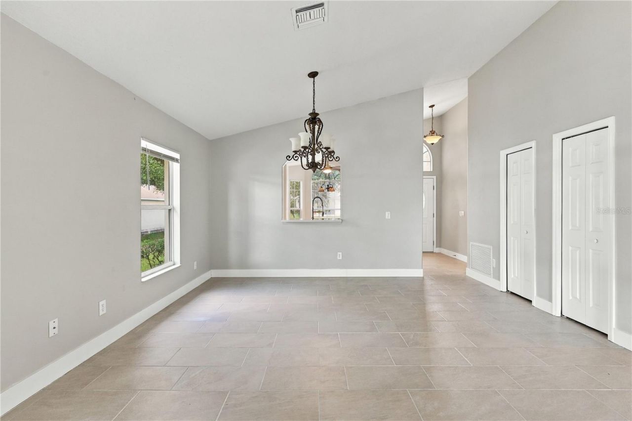 941 Vindale Road, Tavares, FL 32778 Photo