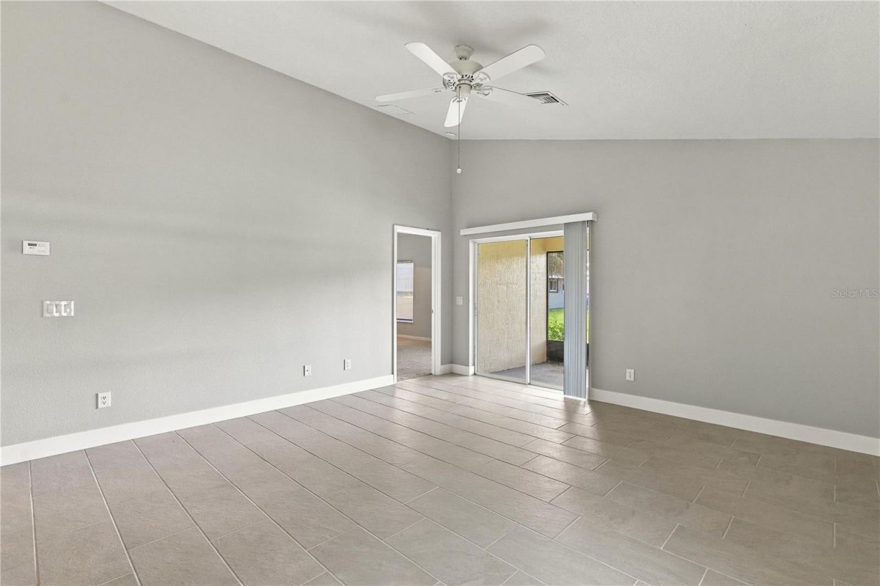 941 Vindale Road, Tavares, FL 32778 Photo