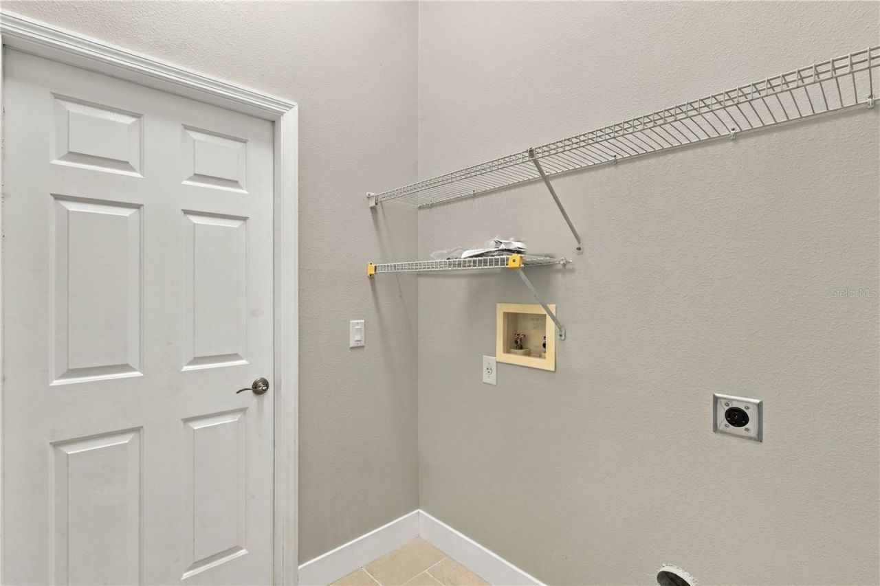 941 Vindale Road, Tavares, FL 32778 Photo