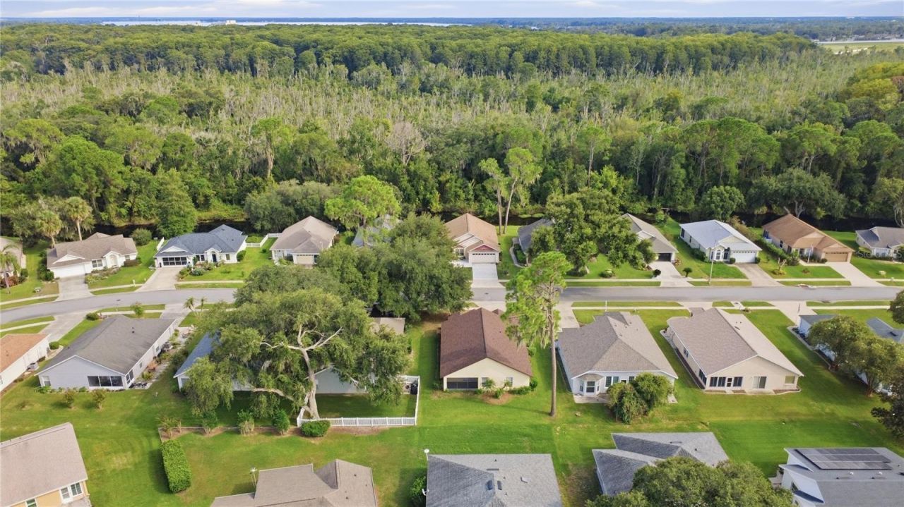 941 Vindale Road, Tavares, FL 32778 Photo