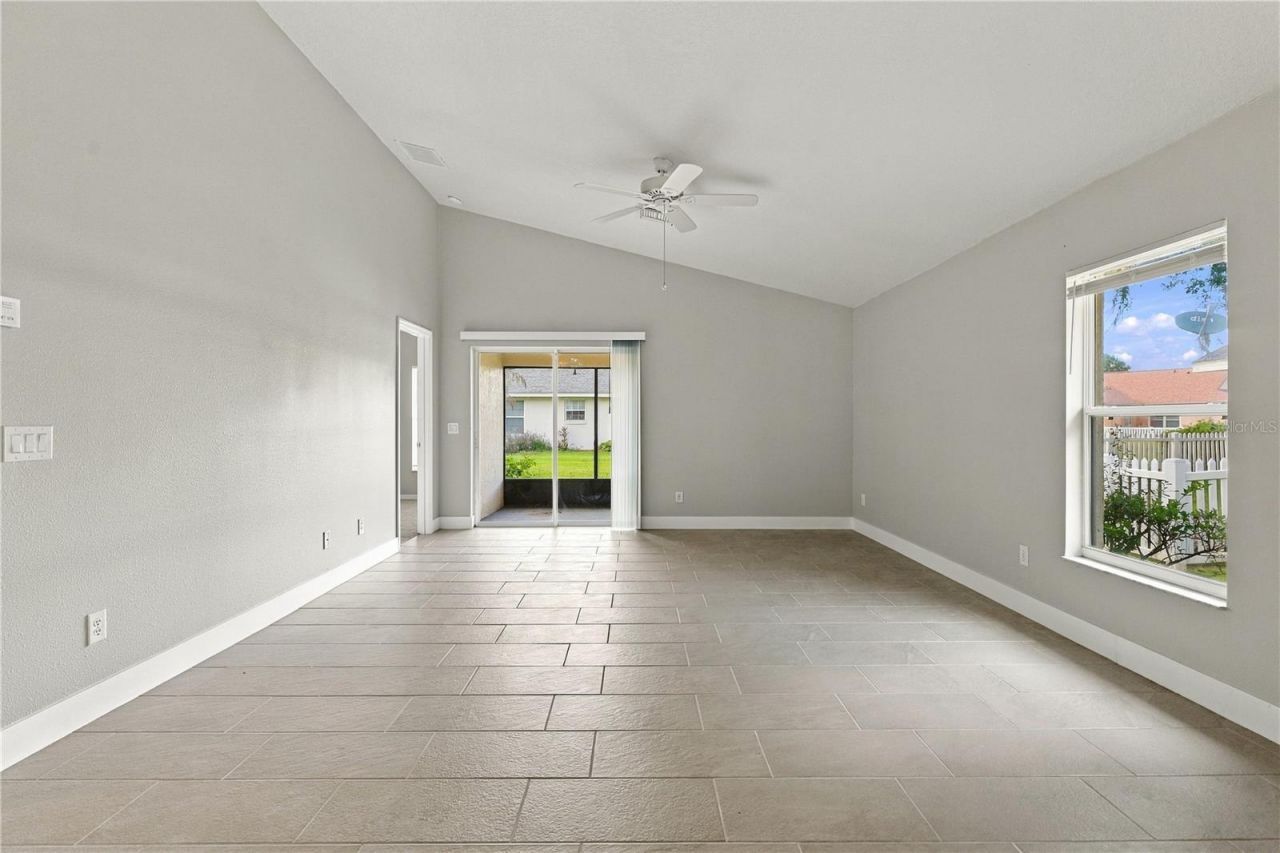 941 Vindale Road, Tavares, FL 32778 Photo