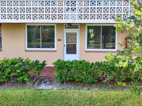 5095 BAY STREET NE, Unit 107, ST PETERSBURG, FL 33703