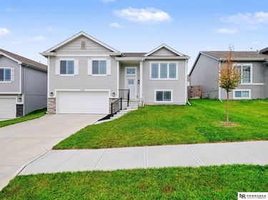 11110 Baker Street, Omaha, NE 68142