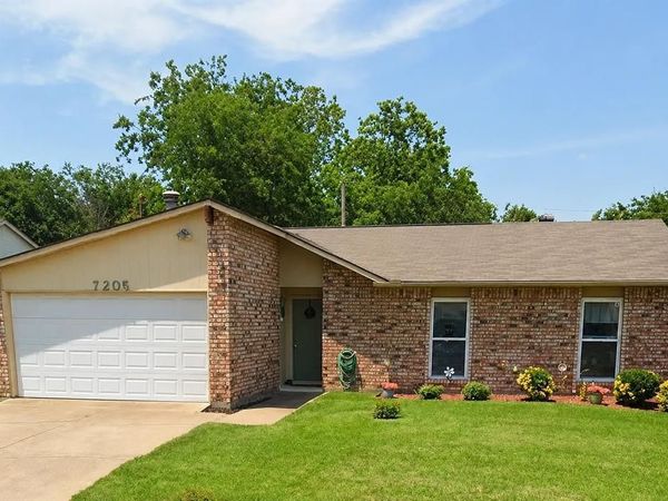 7205 Chatham Road, North Richland Hills, TX 76182