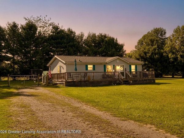3276 Lyons Road, Lyons, MI 48851
