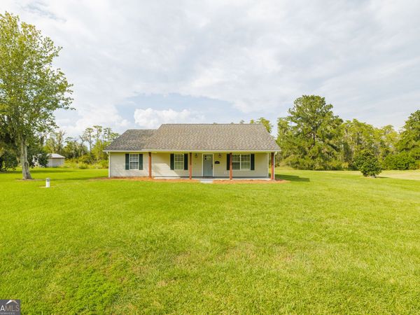 222 Mill Pond Circle, Hahira, GA 31632