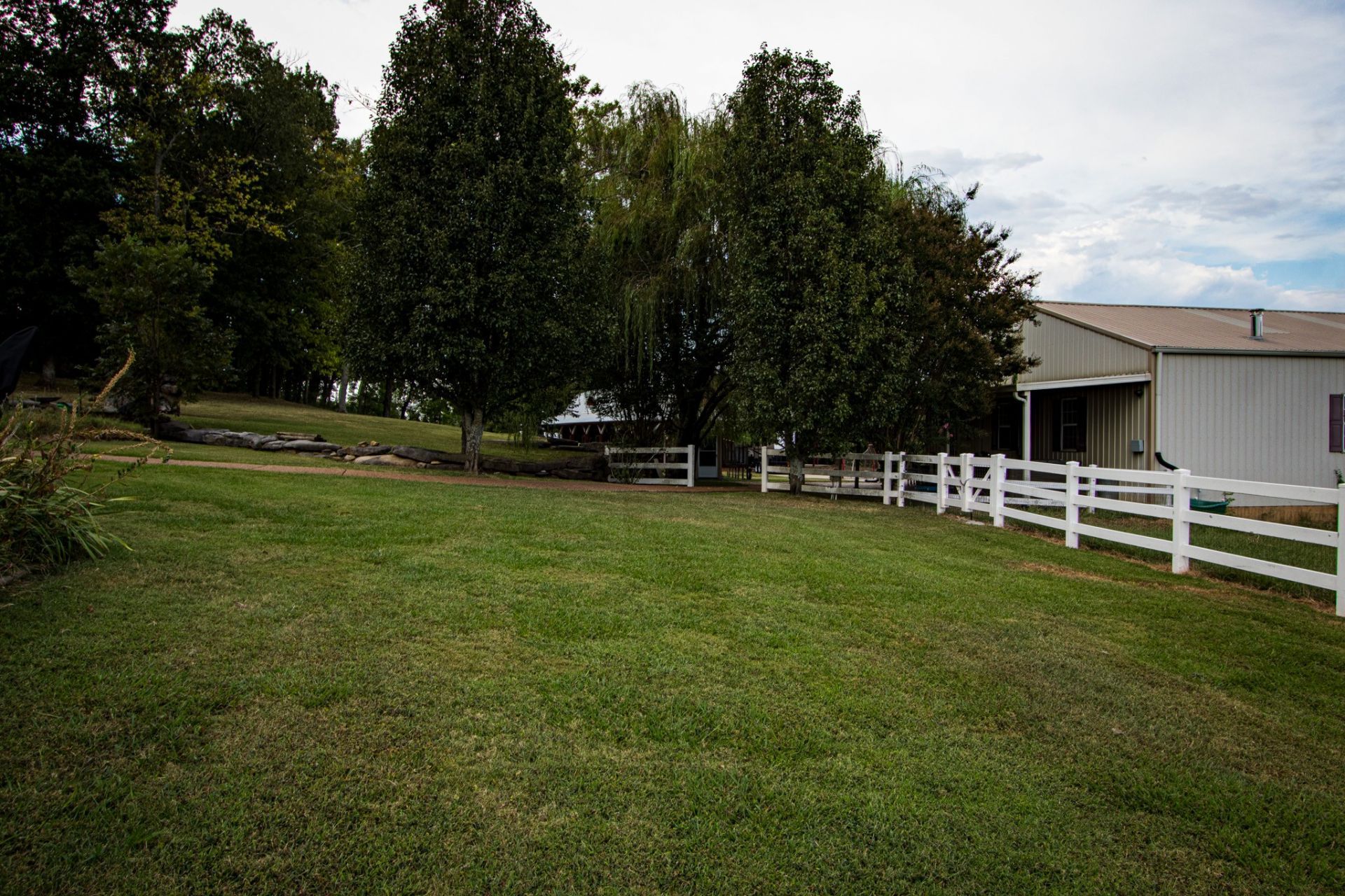 10663 Bradyville Pike, Readyville, TN 37149 Main Photo