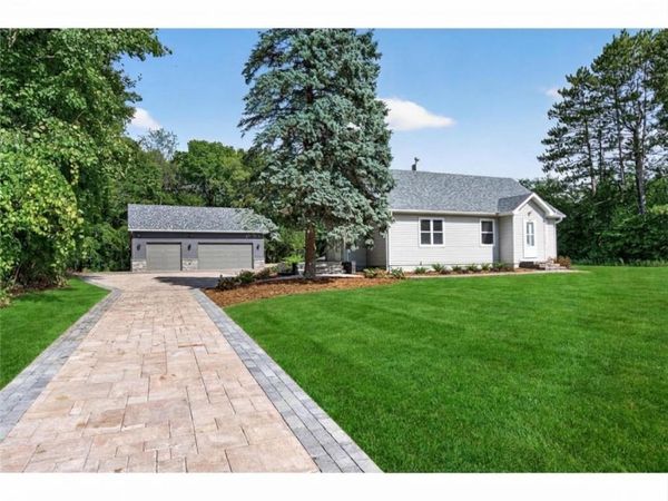 4407 Crosstown Boulevard NE, Ham Lake, MN 55304