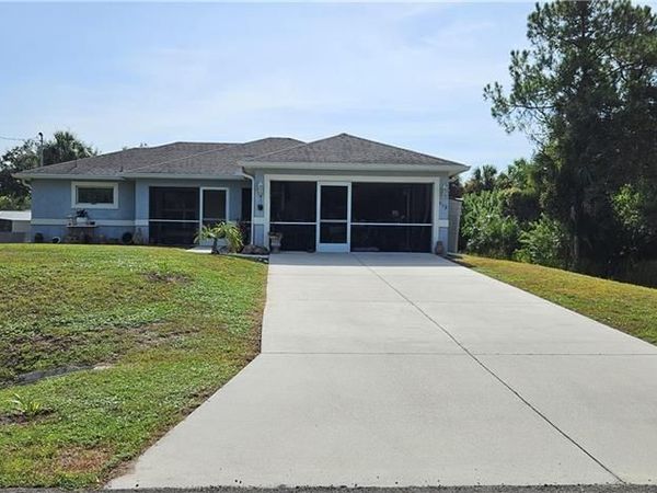 412 Cortez AVE , LEHIGH ACRES, FL 33972